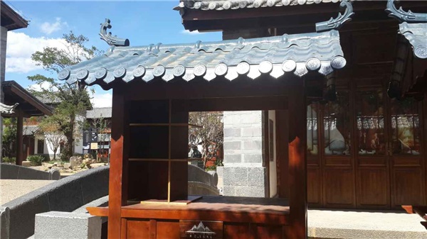 樹(shù)脂瓦